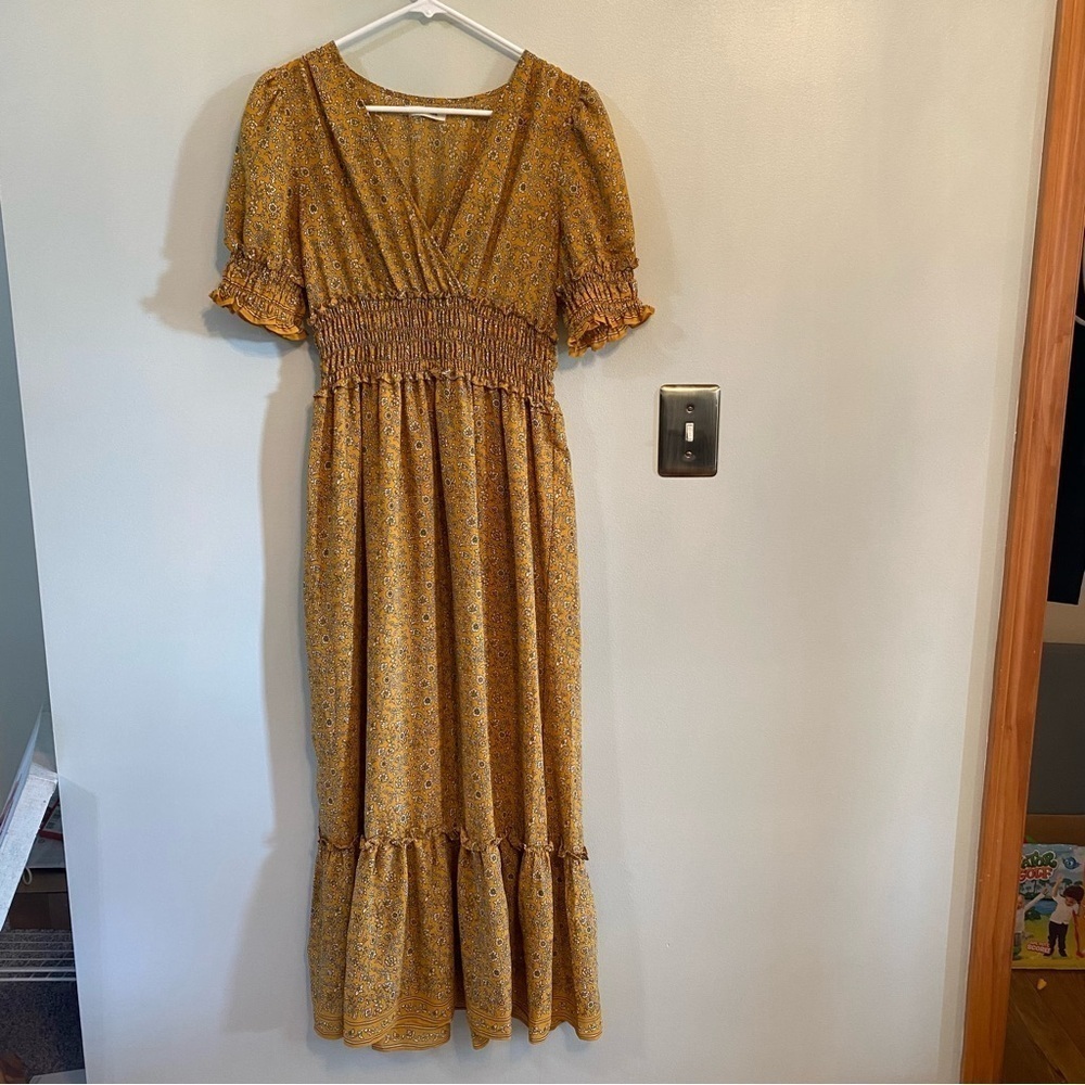 Max studio yellow floral tiered ruffled maxi dress small
